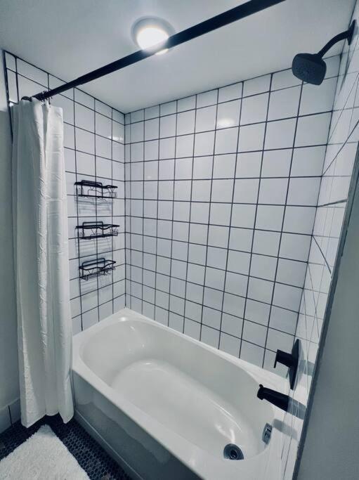 Ferienwohnung Urban Oasis, Otr Near Casino & Downtown! - 2 Beds Cincinnati Exterior foto